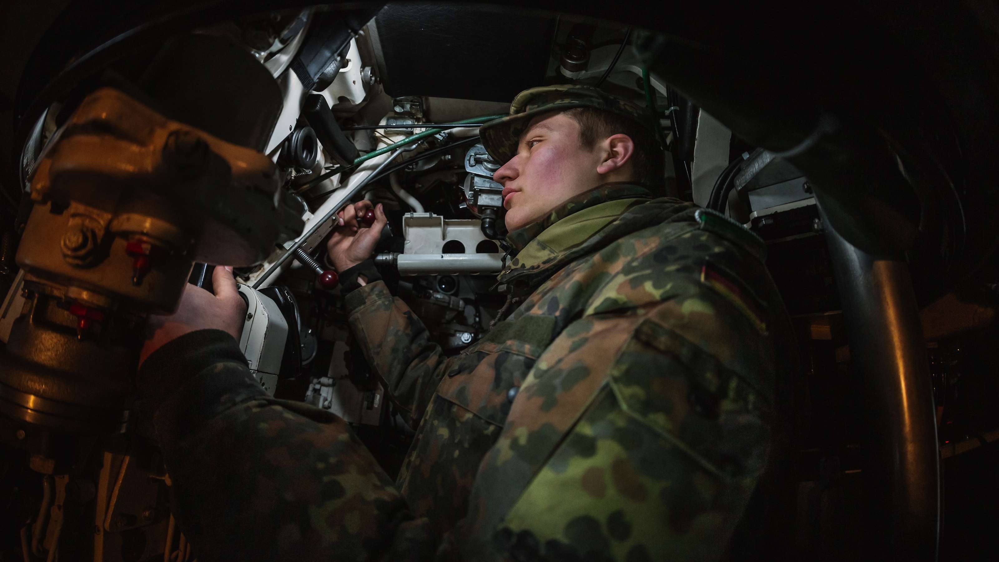 Richtsch Tze Im Marder Beobachten Bewerten Bek Mpfen