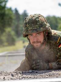 190730_Reservist_Hindernissbahn_Soldat_Zielonka_4