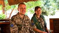 Der Katholische Militärpfarrer Martin Roth und die evangelische Militärpfarrerin Sandra Mehrl