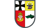 Viergeteiltes Wappen: Eisernes Kreuz, Stierkopf Mecklenburgs, Bischof Dionysius, Schützenpanzer