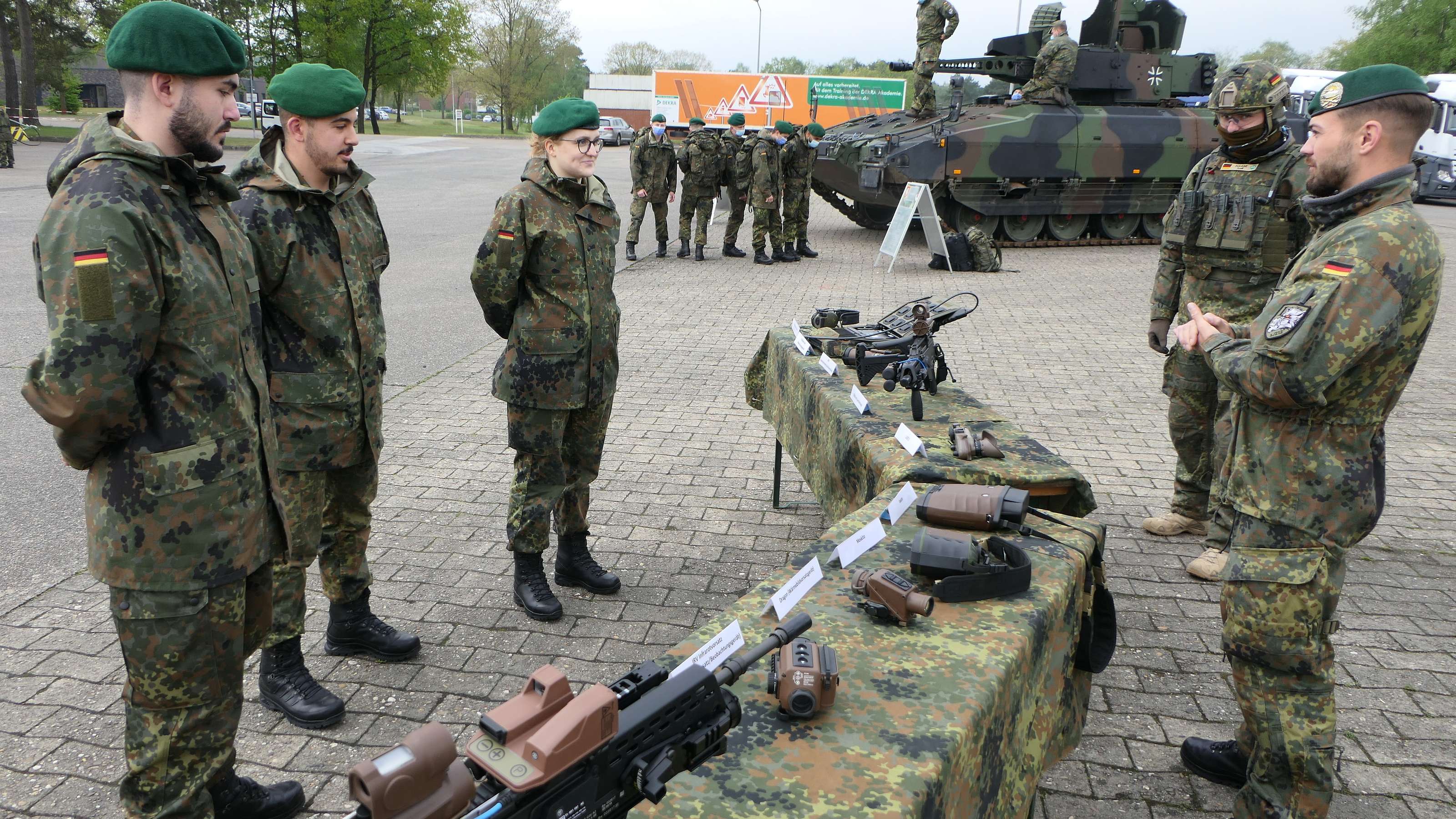 Grundausbildung Bei Den Lippischen Panzergrenadieren