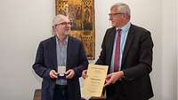 Hermann-Kunst-Medaille für Detlef Rückert links