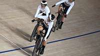 Die deutsche Mannschaft gewinnt die Goldmedaille beim Bahnradfahren der Frauen in der Mannschaftsverfolgung.