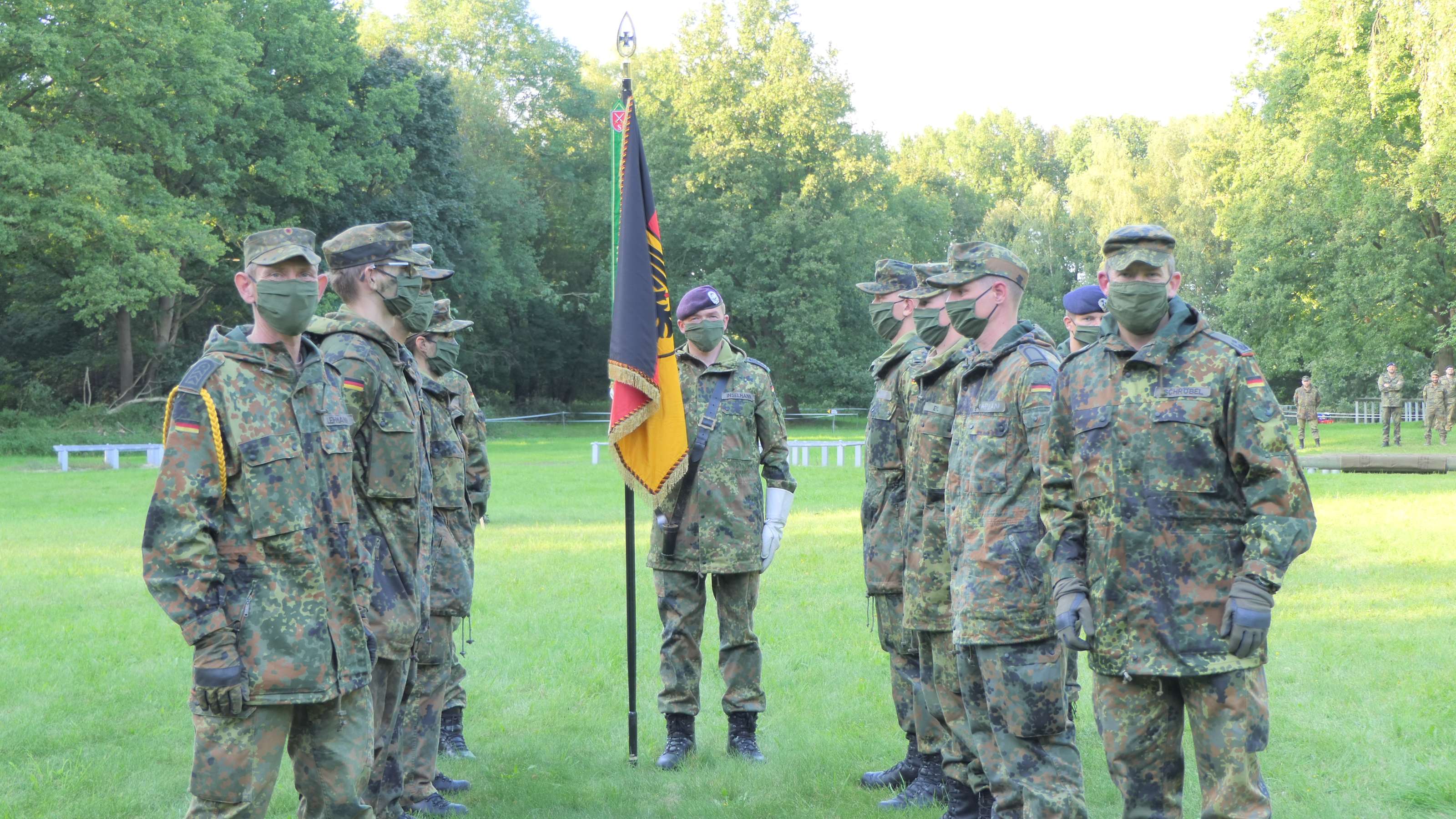 Angehende Unteroffiziere Und Feldwebel Der Bundeswehr Vereidigt