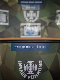 Symbolbild Zentrum Innere Führung in Koblenz