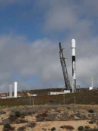 Raketenstart mit einem SARah-Satelliten-System