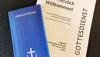 Das Gesangbuch und das Gottesdienstprogramm