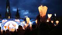 Lichterprozession vor der Rosenkranzbasilika