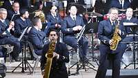Das Marinemusikkorps aus Wilhelmshaven beim Abschlusskonzert in Lourdes