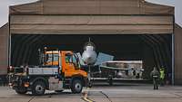 Eurofighter in einem Hangarzelt 