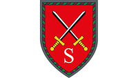 Auf Rot kreuzen sich zwei schwarz-silberne Schwerter mit goldenen Griffen, mittig ein S für Schule.