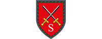 Auf Rot kreuzen sich zwei schwarz-silberne Schwerter mit goldenen Griffen, mittig ein S für Schule.