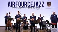 Gruppenbild der Jazz-Formation „Airfourcejazz“ des Luftwaffenmusikkorps Münster